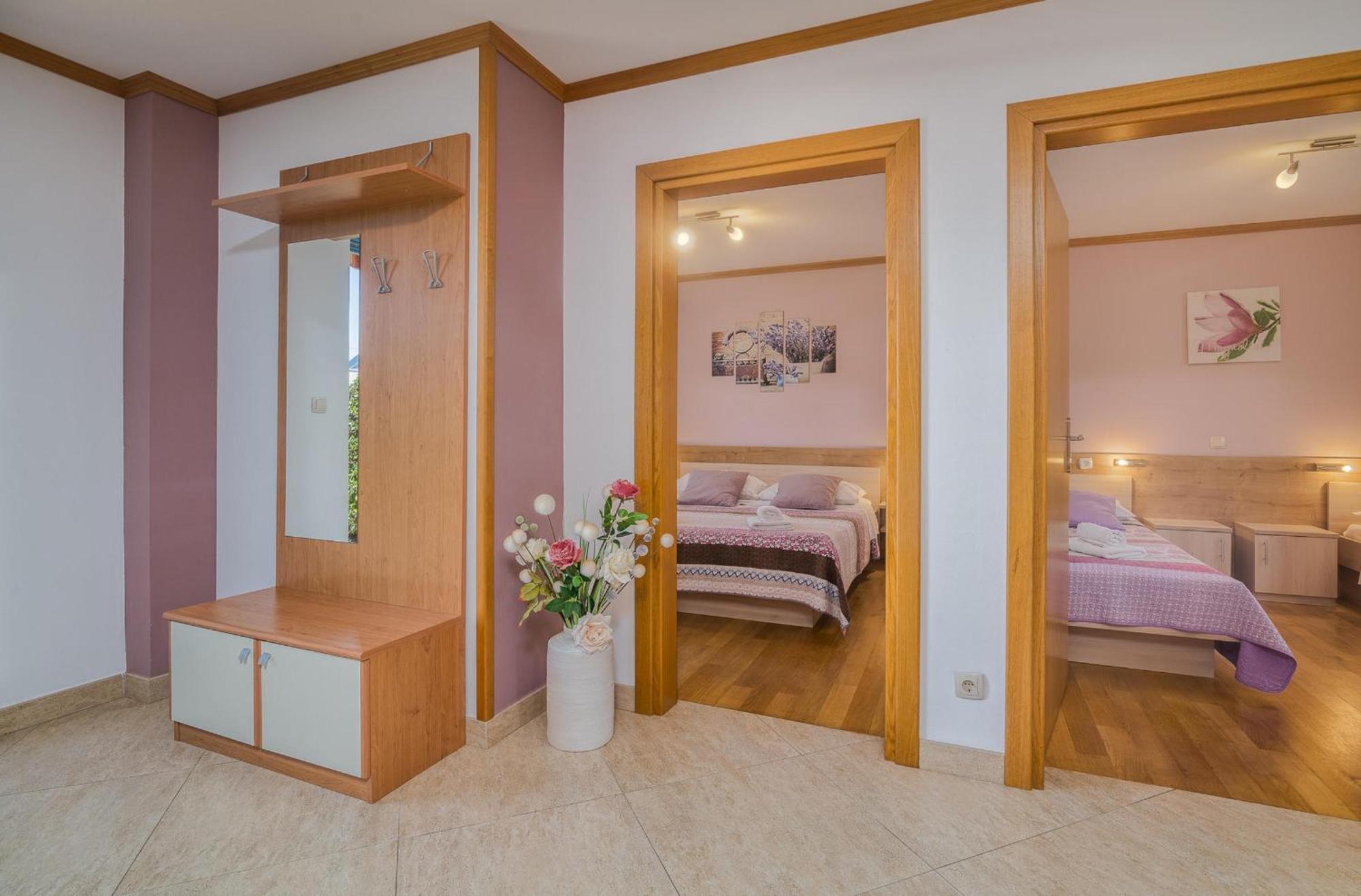 Apartments Prendivoj Malinska Exterior foto